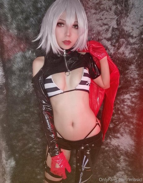 lmusicl nudes model gallery