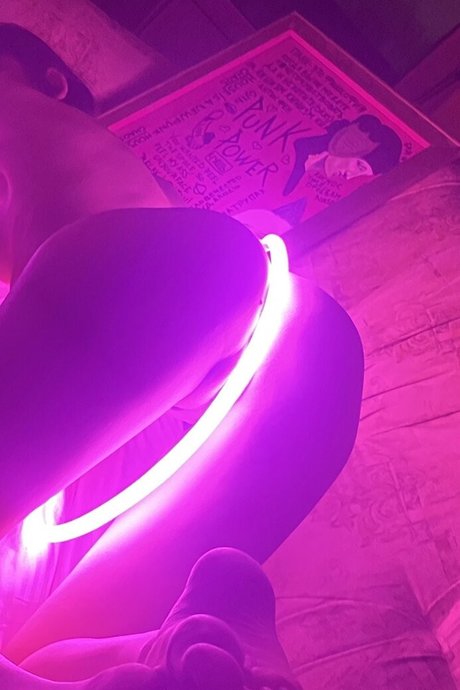 onlysukiclub free beautiful pornstar images