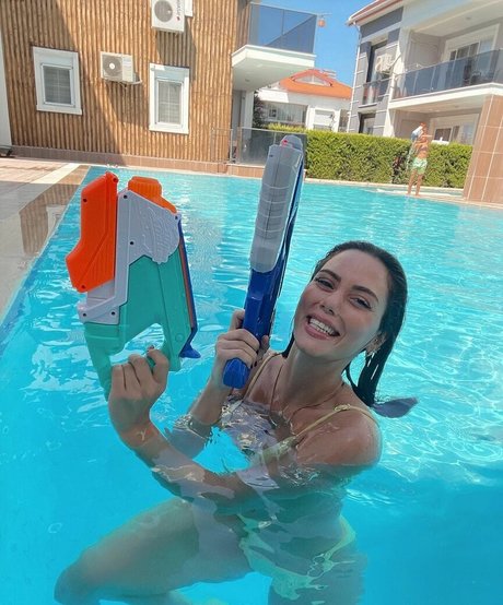 bernacalanthe beautiful star photos