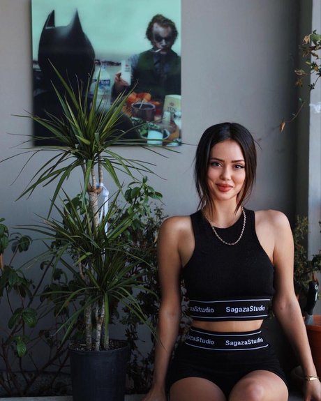 bernacalanthe pretty star picture