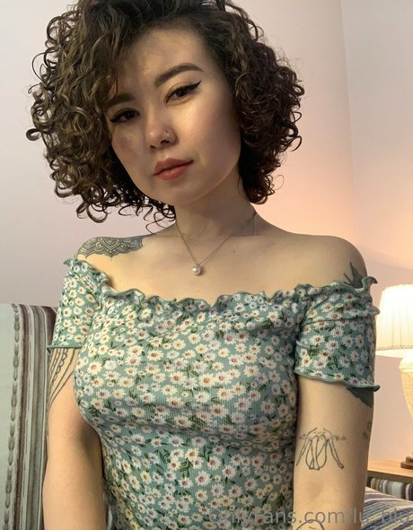 Lu Blu porn star pictures