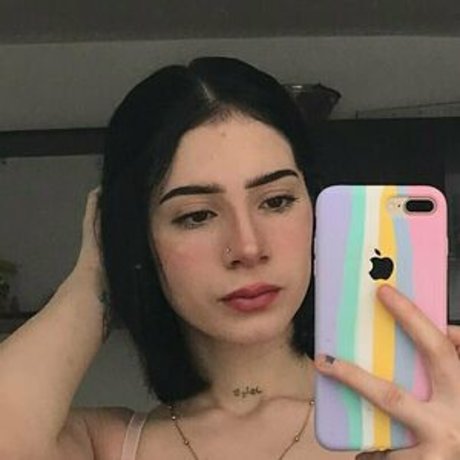 Scarlet Ruz xxx pornstar archive