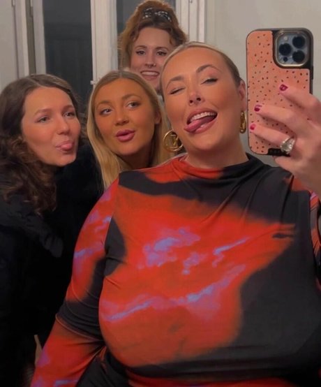 juiceefruitee porn star images