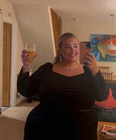 juiceefruitee pornstar nice picture