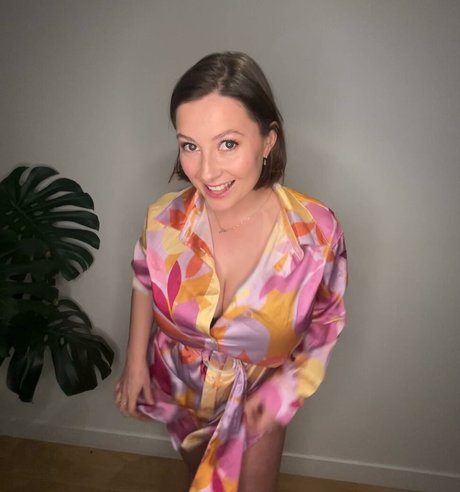 squirt teen onlyfans hot sexy photo