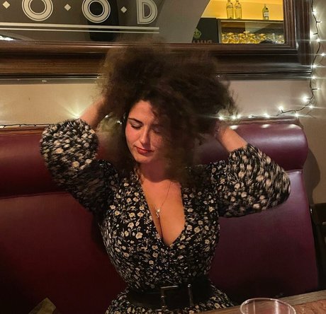 Fabiana Pastorino hd actress photo