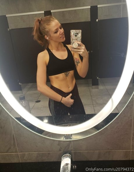 chaosandmagic model nudes pics