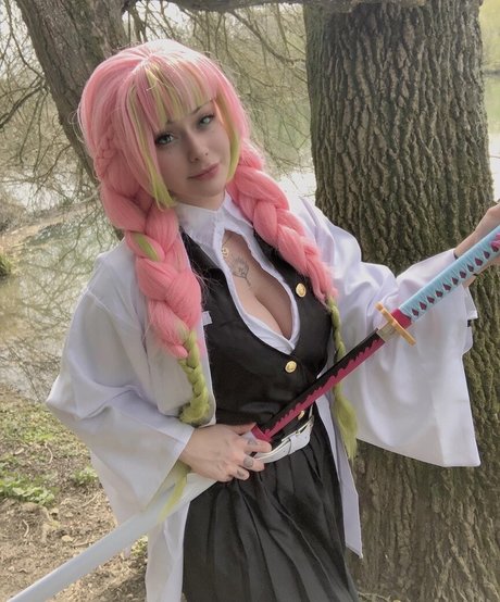 lunachan tv model nice photo