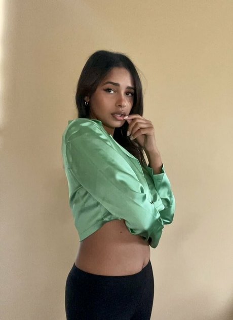 Dionnae Maree perfect actress photos