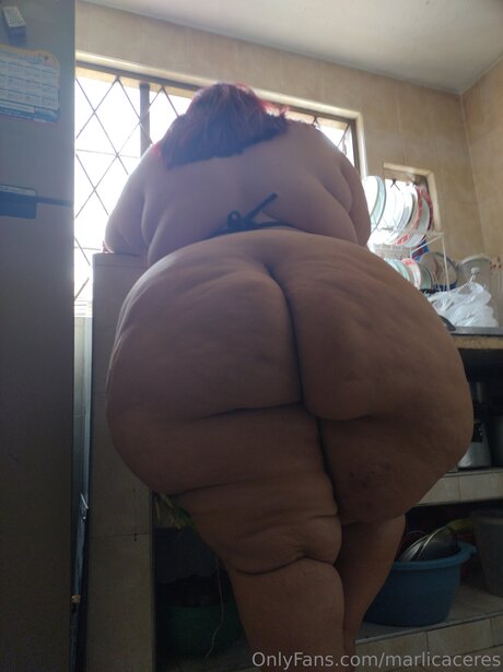 money onlyfans beautiful pic