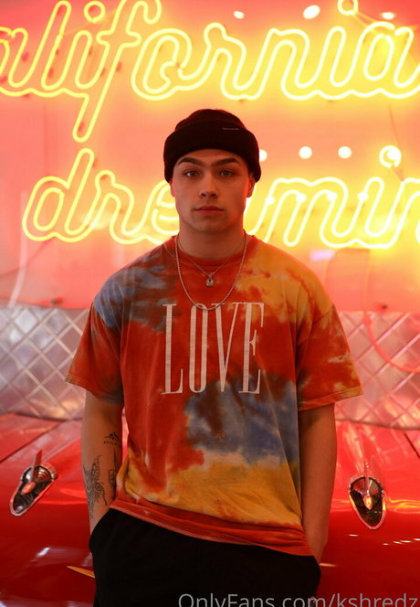 kshredz pornstar erotic pic