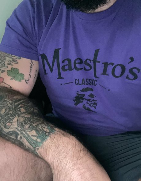 thecavemanxxx nude pornstar pics