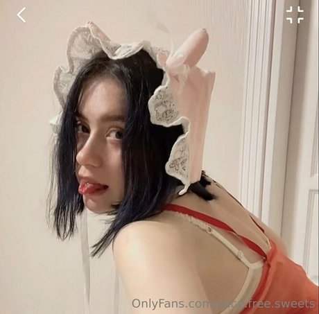 asian feet onlyfans adult photo