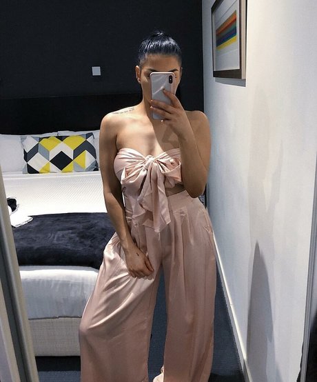 Jesy Lee nude pornstar photos