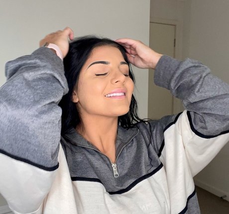 Jesy Lee perfect star pictures