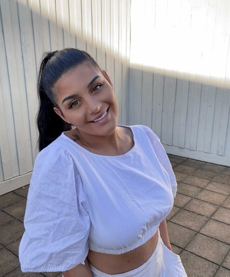 Jesy Lee pornstar free pics