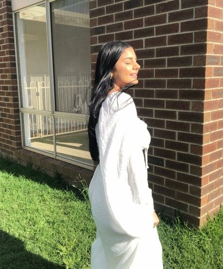 Jesy Lee star nice pics