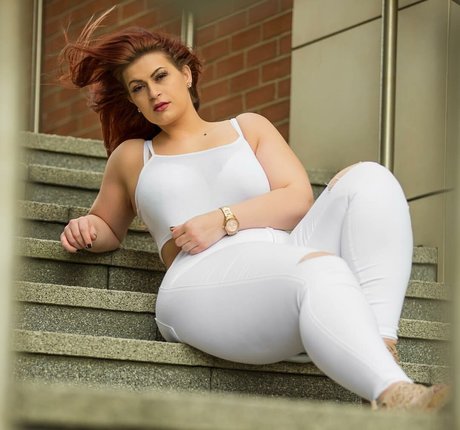 Ioana Chira star porn pics