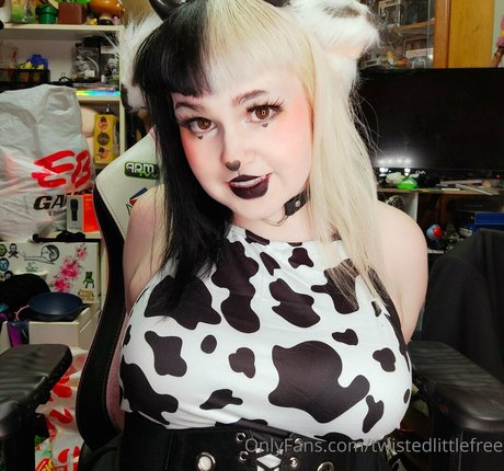 twistedlittlefree model xxx images