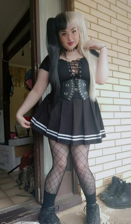 twistedlittlefree beautiful actress galleries