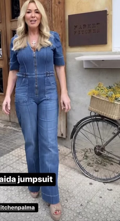 Claire Sweeney star exclusive img