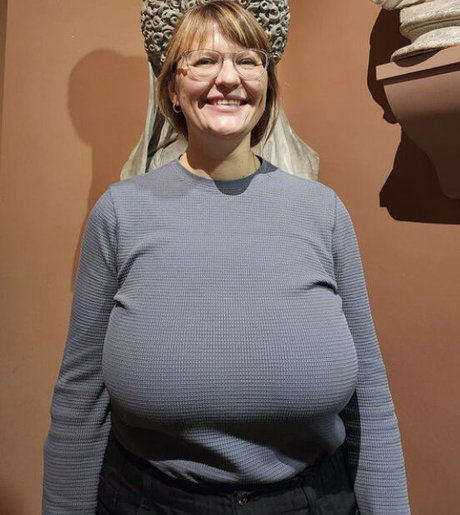 Veronika Ivanova beautiful pornstar pictures