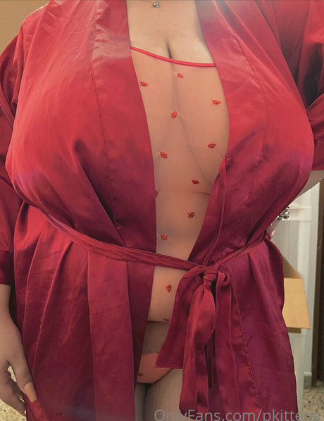 Kimy Bean sexy pornstar images