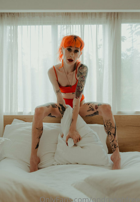 pale teen onlyfans exclusive photo