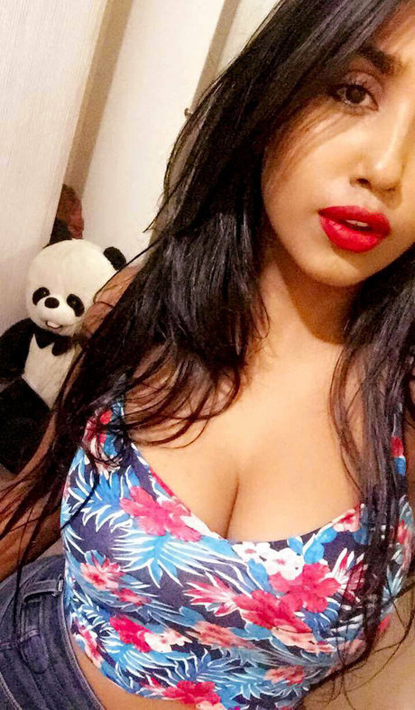 scarlettmrose porn actress img