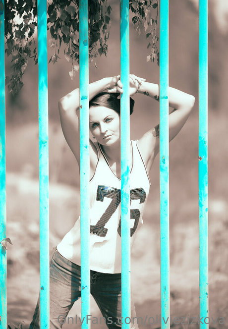 oliviezizkova model nice image