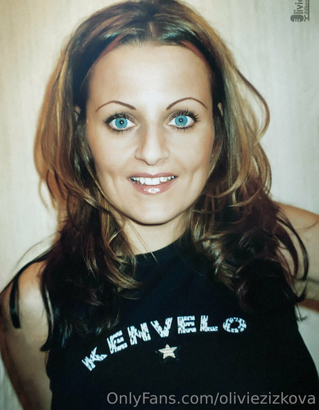 oliviezizkova exclusive model pictures