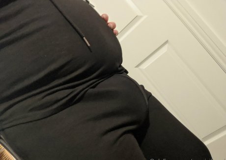 voreisillegal erotic star photo