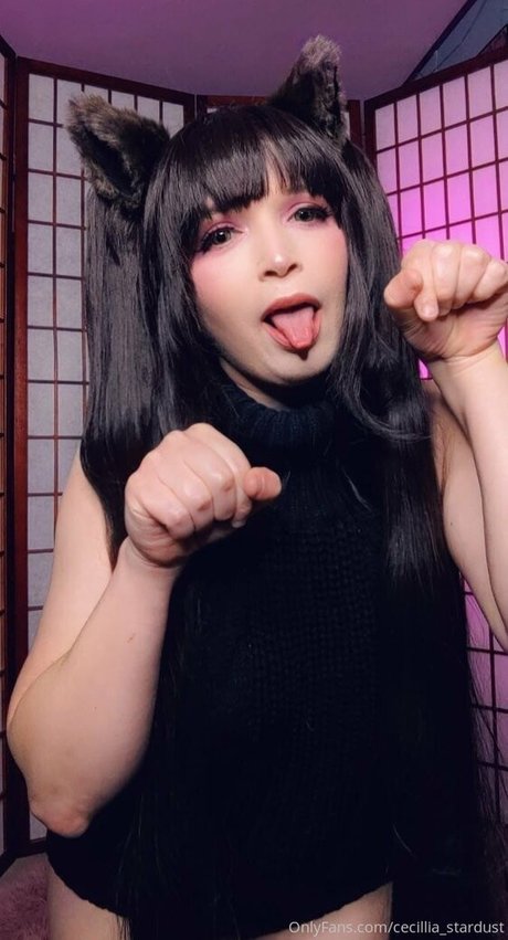 Cecillia Stardust perfect star image