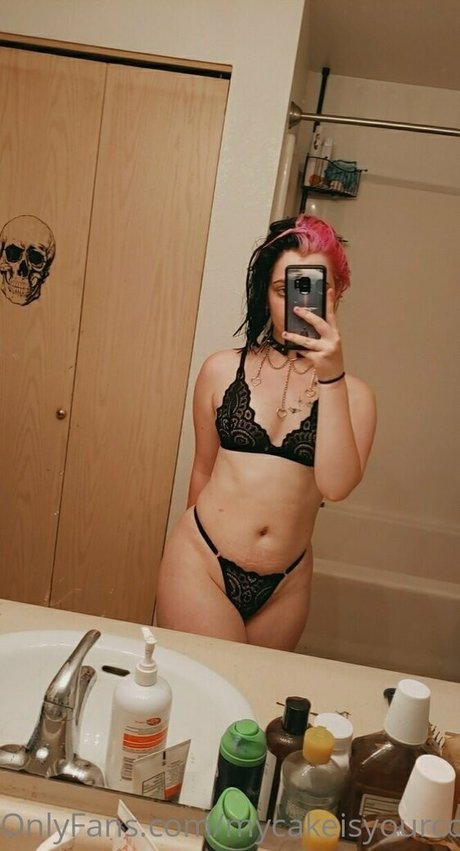 mycakeisyourconfectionto Photo Gallery