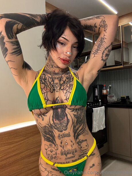 thick trans onlyfans naked photo