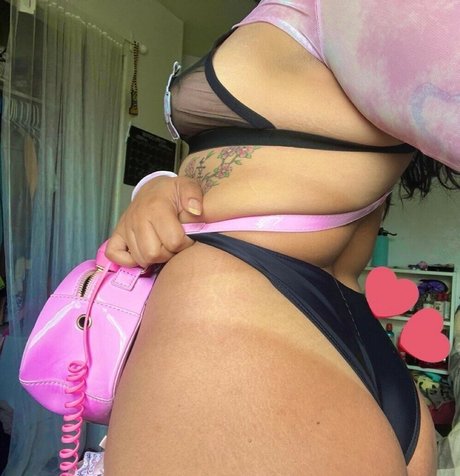 savethesharkss nudes star photo