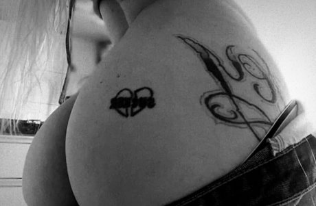 docefree pornstar naked pic