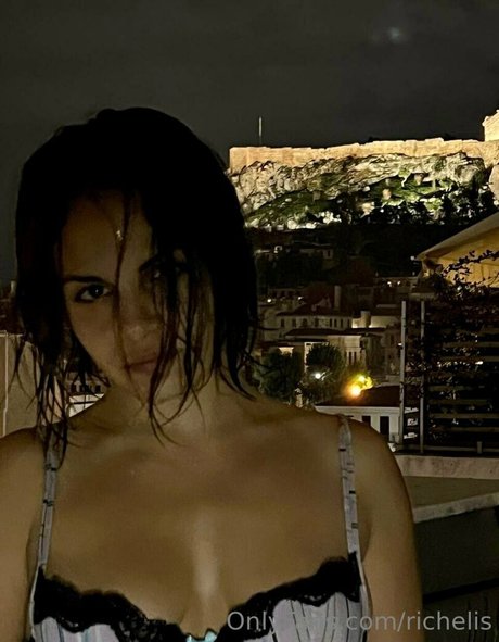 richelis star beautiful pic