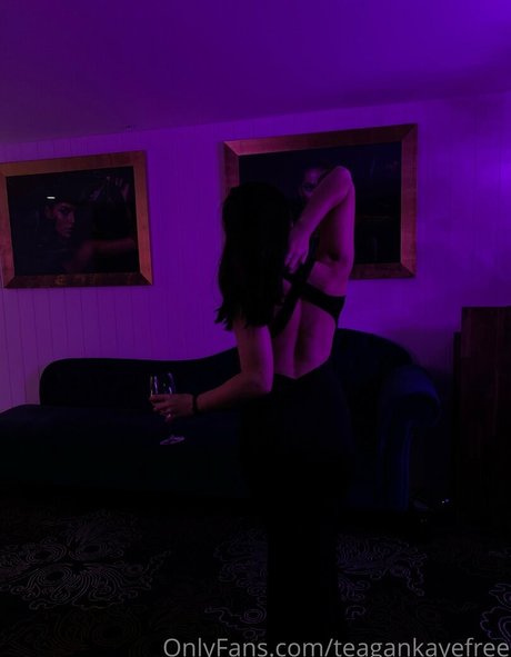 teagankayefree model free photo