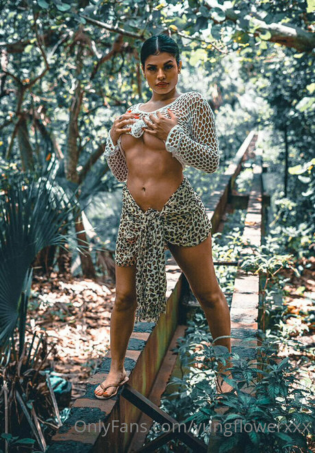 thick latina milf onlyfans sexy naked galleries