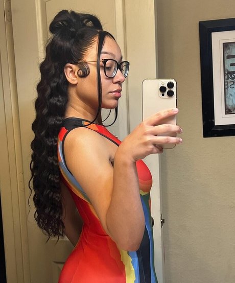 Caileneasely free pornstar pics