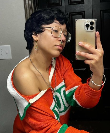 Caileneasely pornstar nude photos