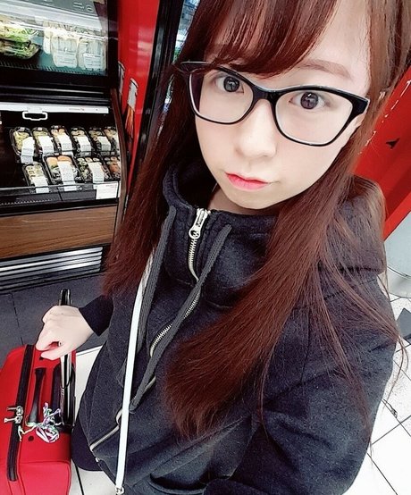 thigh high boots onlyfans naked img