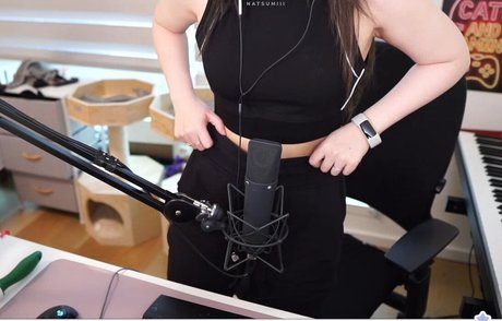 lolnatsumiii exclusive pornstar img