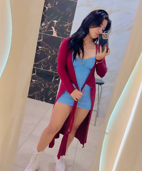 esmelachapina pornstar sexy photos