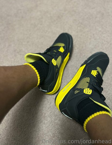 jordanhead nude model pic