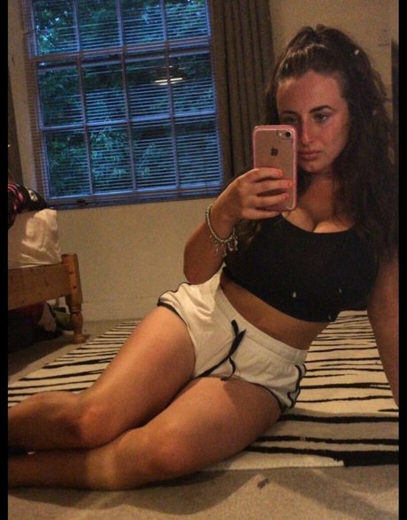 Tiffany Harrison star photo