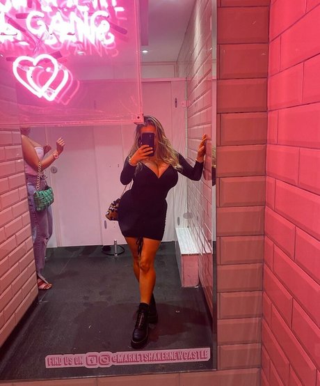 Tiffany Harrison model free image