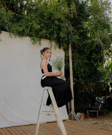 Yasmeen Fletcher naked model pic