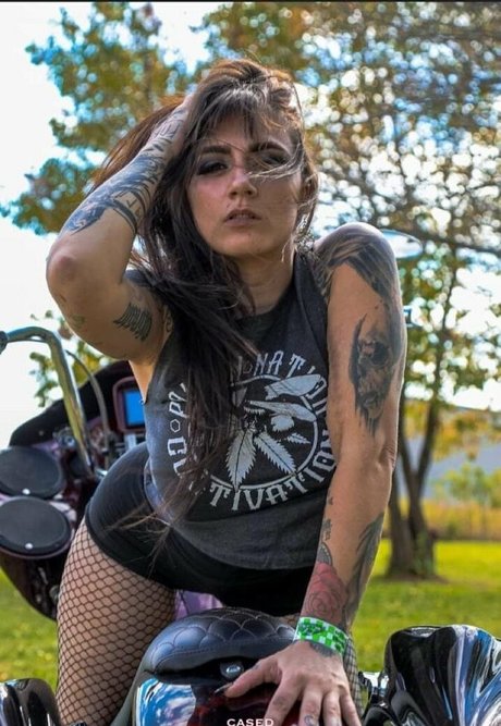 freyjaluv1 model perfect gallery